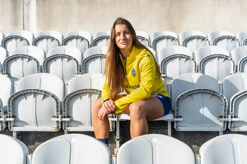 Beatriz Barbosa, Valadares