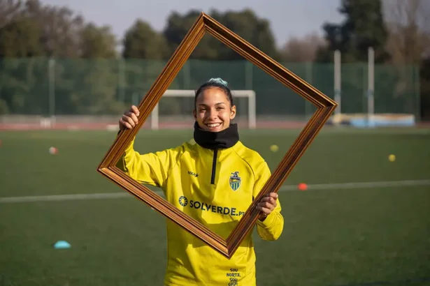 Inês Barge, Valadares